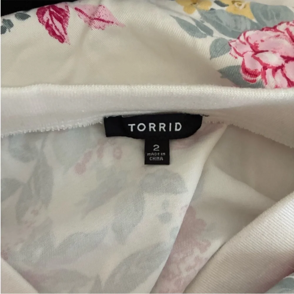 Torrid floral bomber jacket - Picture 7 of 8